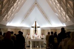 papa-francisco-celebrando