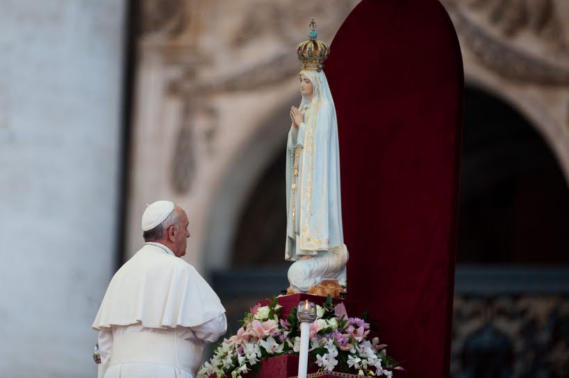 María, modelo de la Iglesia, nos lleva a Jesús