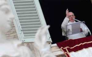 primer-angelus-papa-francisco