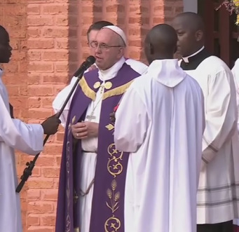 fran29112015_puertasanta