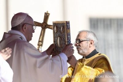 canonisation7-400x266